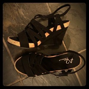 Aerosole, black wedges, 6, BRAND NEW